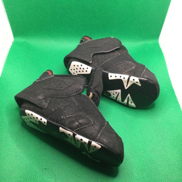 JORDON BABY SNEAKERS💕SIZE 3C💕 - Picture 10 of 10